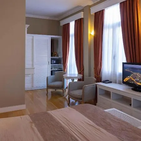 Boschetto Otel